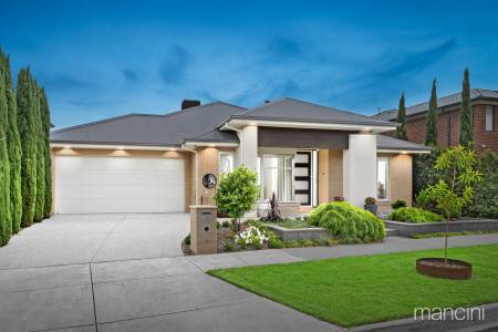 18 Buckland Circuit, Werribee