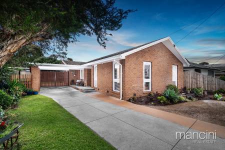 1a Curlew Avenue, Altona