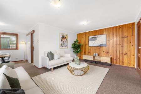 2 Laughton Court, Altona Meadows