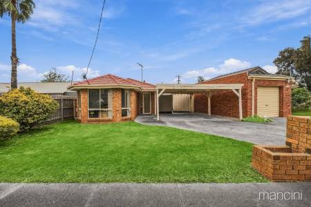2B Wackett Street, Laverton