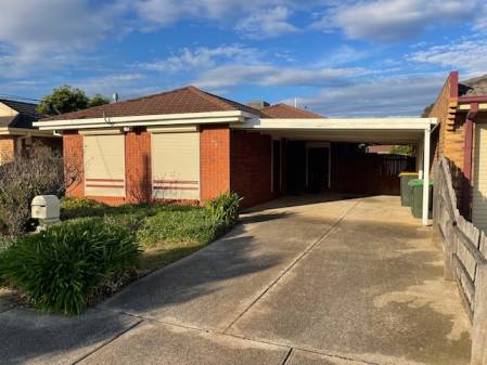 14 Dixon Court, ALTONA MEADOWS