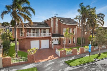 1 Maidstone Street, Altona