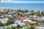 2/12 Grieve Parade, Altona