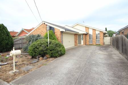 32 Graham Court, ALTONA MEADOWS