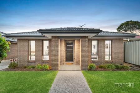 2/48-50 Jamison Street South, Altona Meadows