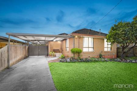 18 Central Avenue, Altona Meadows