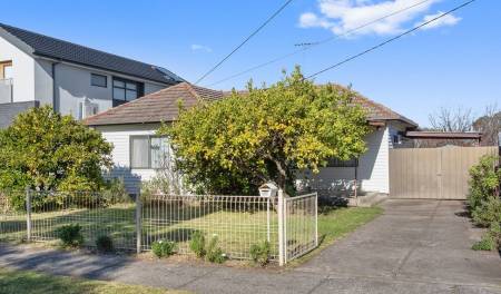 6 Boyd Street, Altona