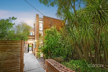 4/38 Lynch Street, Footscray