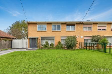 26 Evans Crescent, Laverton