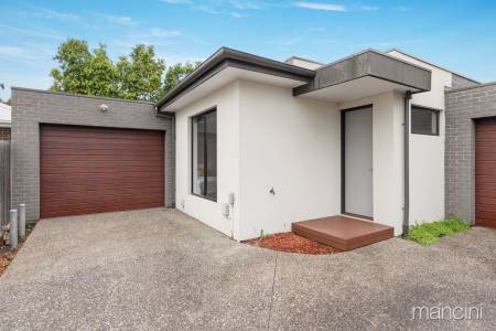 3/5 Kookaburra Street, Altona